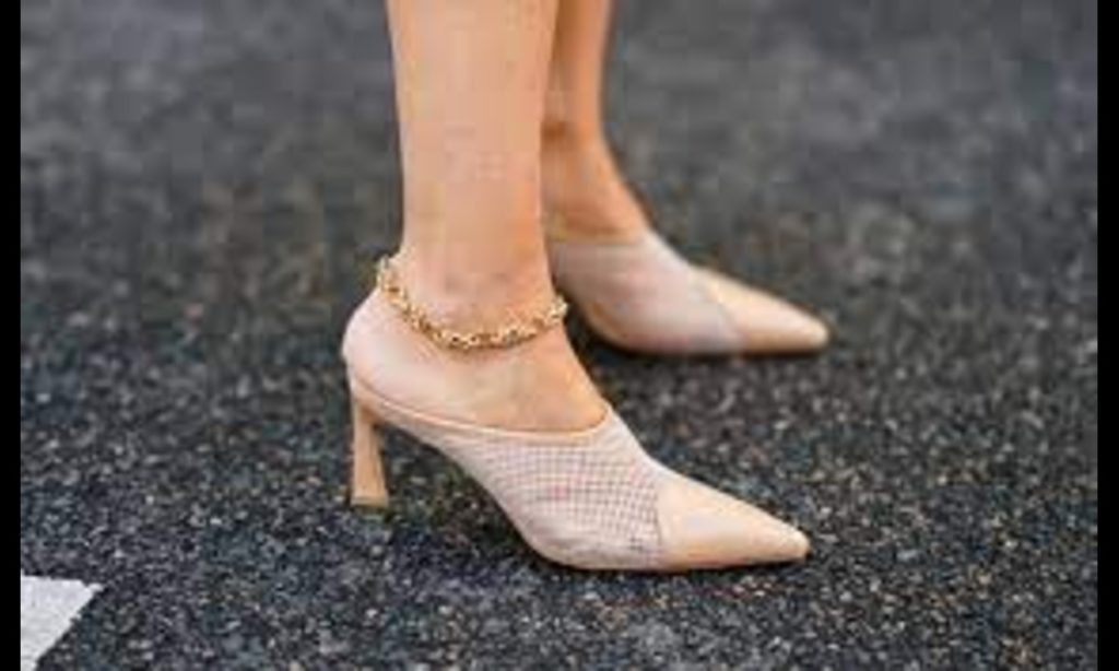 Anklets for every occasion
