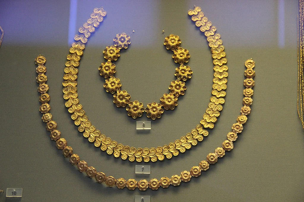 Gold Purity Explained: 24K vs 22K vs 18K — What’s Best for You